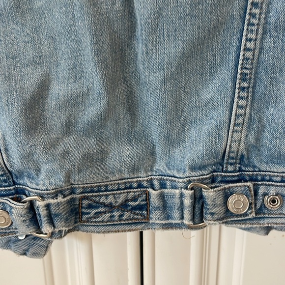 Topshop blue jean denim jacket distressed Light Wash size 10 - Picture 3 of 16